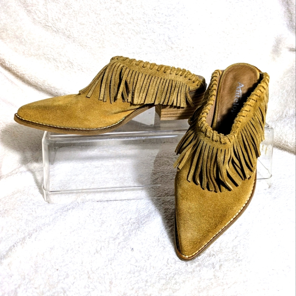 Antelope Dabney tan distressed suede western fringe mule EU36/US 5.5,‎ fits 6.5